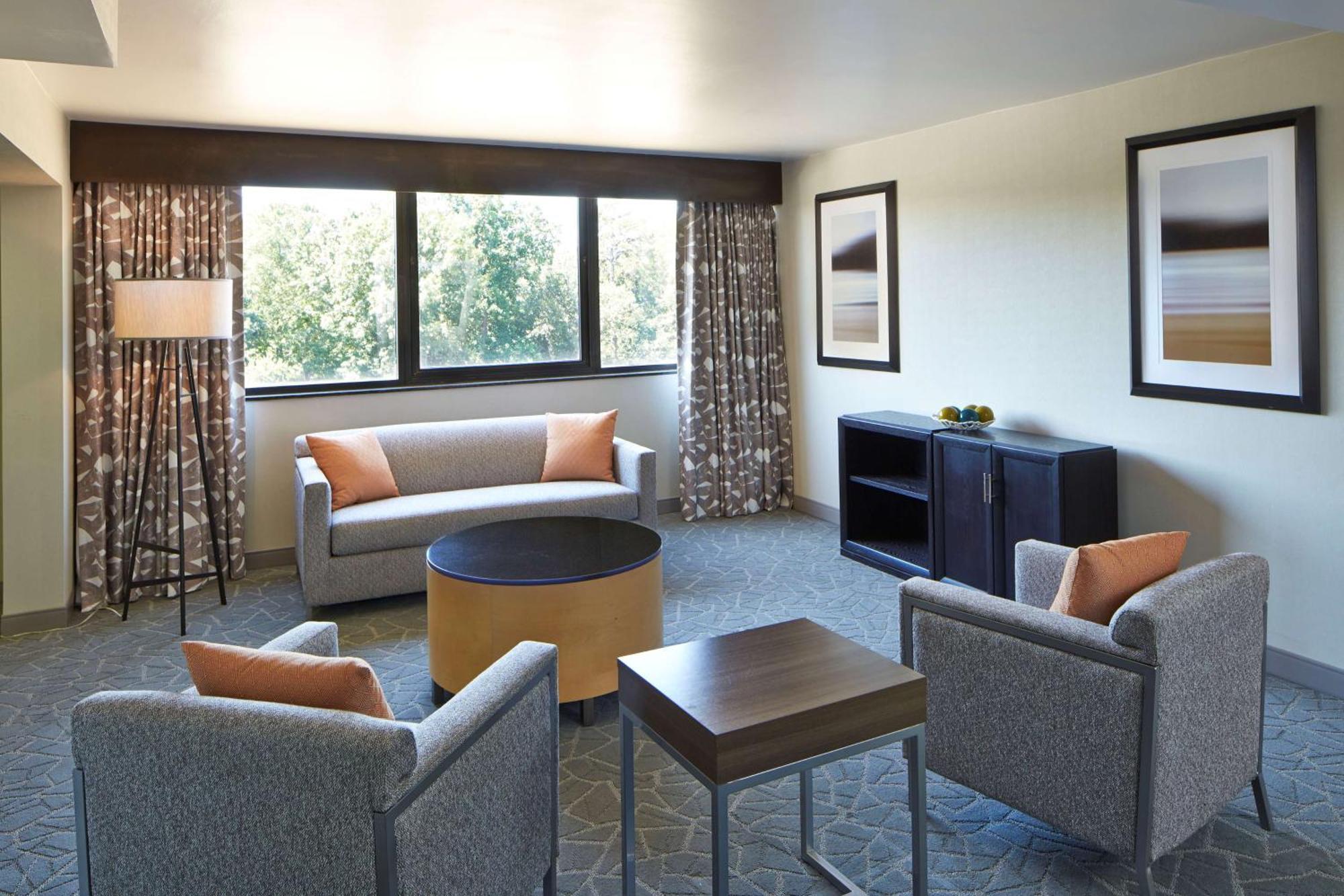 Doubletree By Hilton Atlanta Perimeter Dunwoody Exterior foto